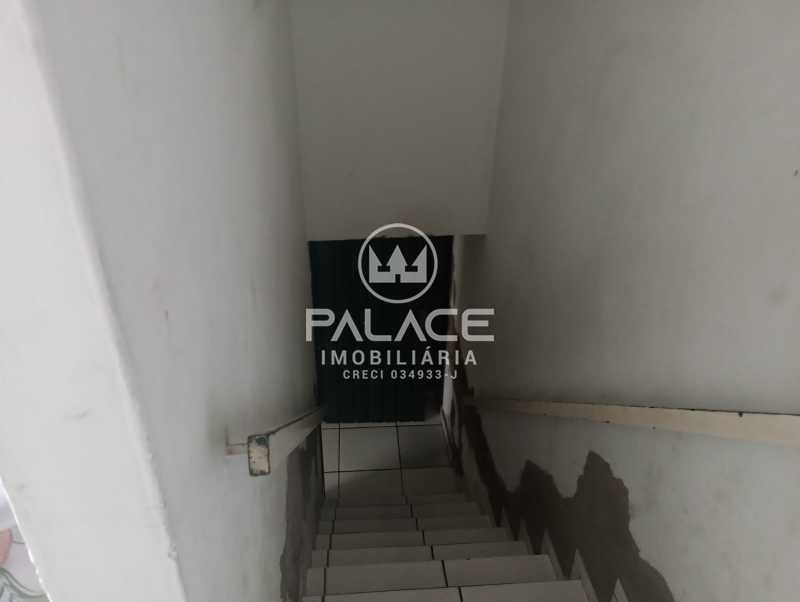 Imagens do imóveis Casa de rua : Sobrado / Residencial / Centro