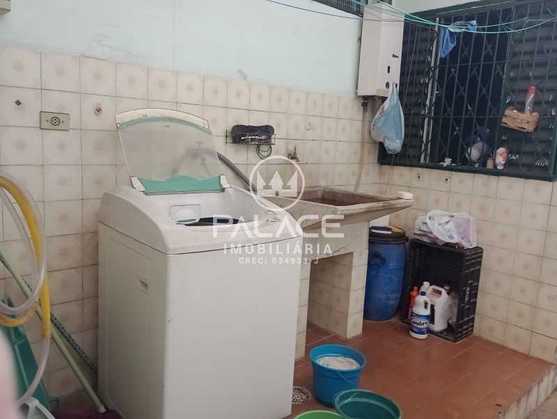 Imagens do imóveis Casa de rua : Sobrado / Residencial / Centro