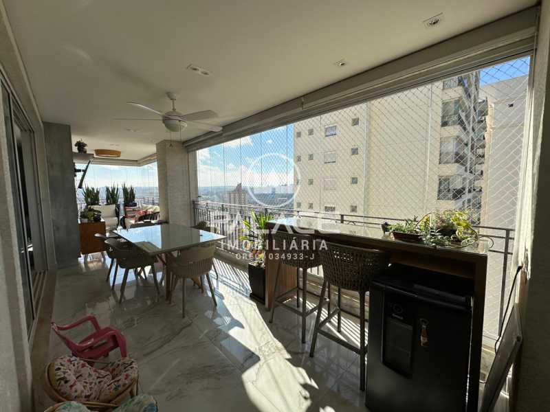 Apartamento :  / Residencial / Vila Rezende