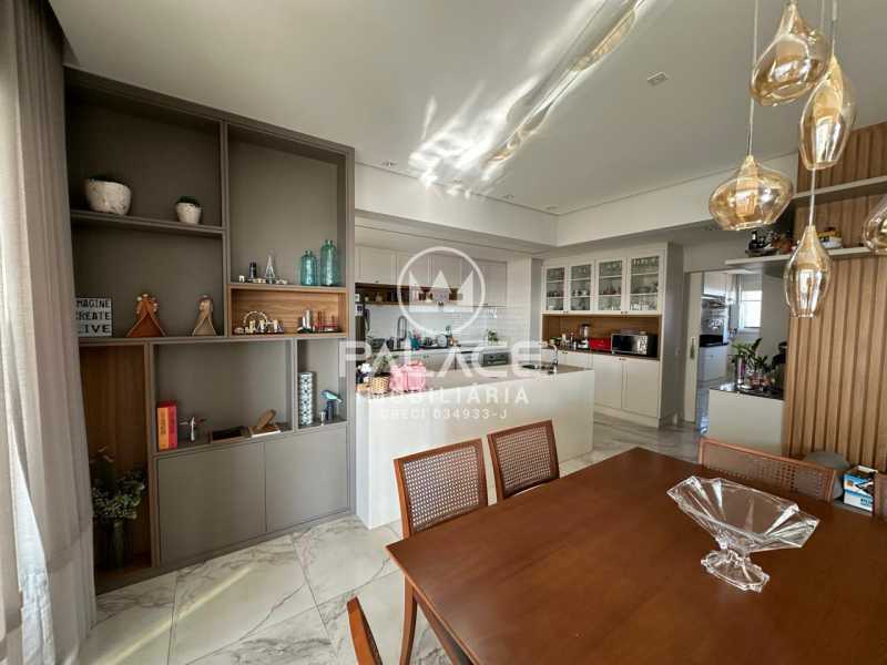 Apartamento :  / Residencial / Vila Rezende