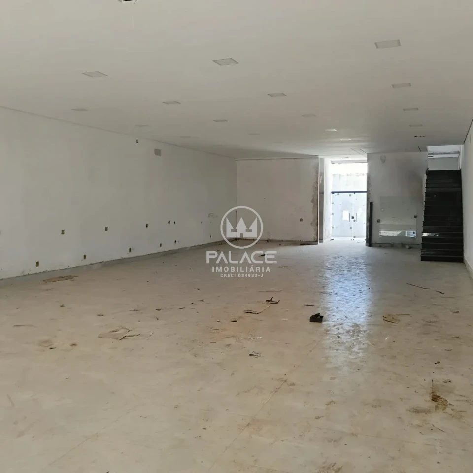 Barracão disponivel para locação