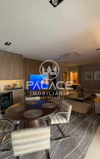 Apartamento :  / Residencial / Centro