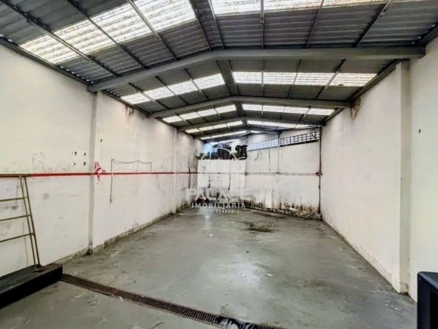 Barracão disponivel para locação