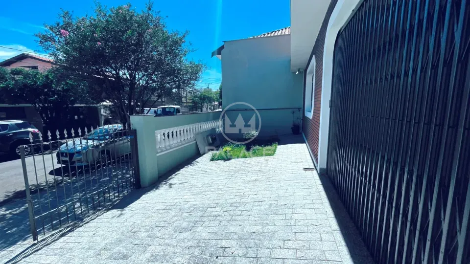 Casa para alugar no Castelinho , 3 dormitórios