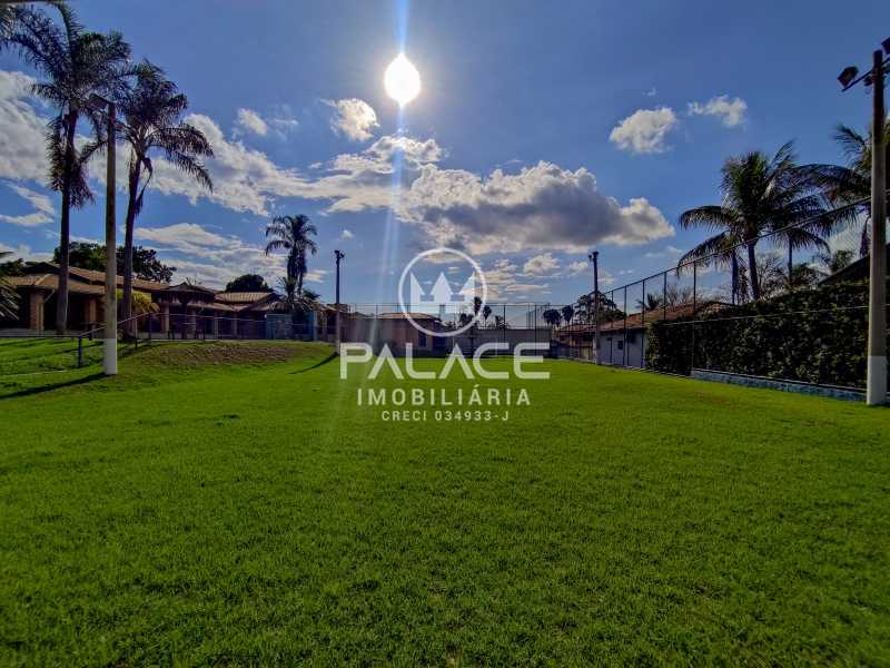 Imagens do imóveis Casa 2 quartos, piscina, churrasqueira, campo de futebol :  / Residencial / Colinas do Piracicaba (Ártemis)