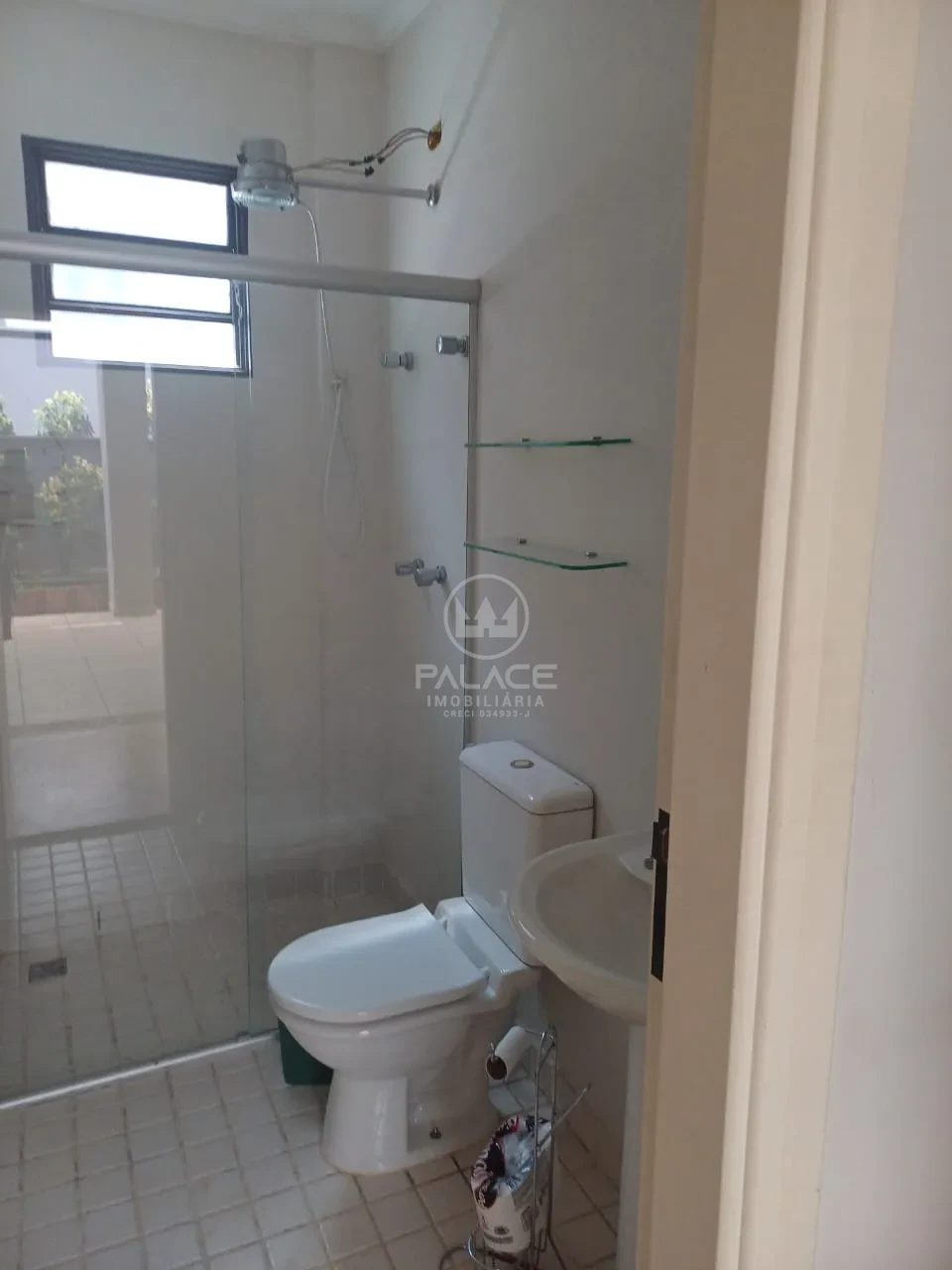 CASA A VENDA NO BAIRRO CASTELINHO