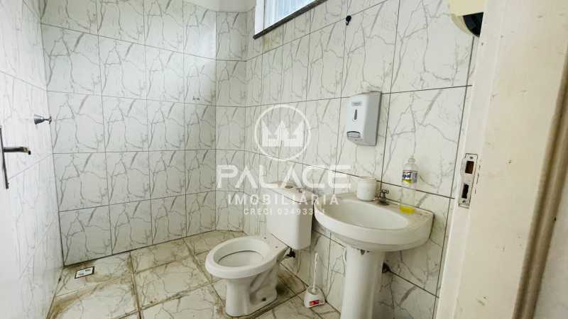 Imagens do imóveis Barracão :  / Comercial / Jaraguá