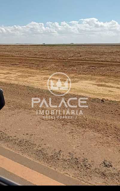 Imagens do imóveis fazenda à venda em centro, ibiá