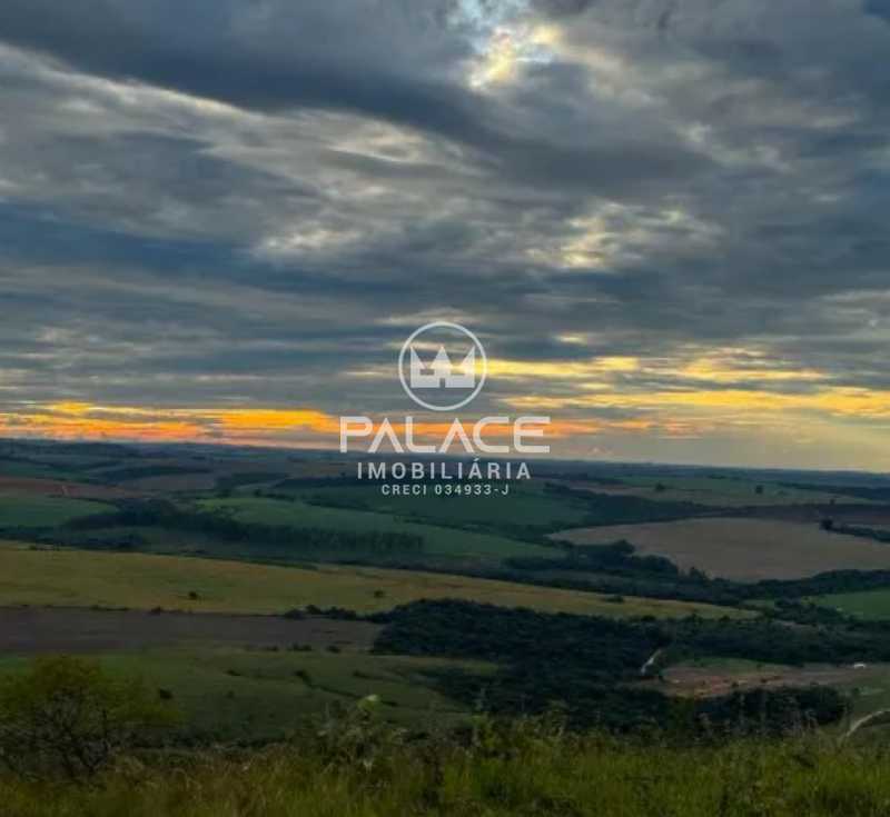 Imagens do imóveis fazenda à venda em centro, ibiá
