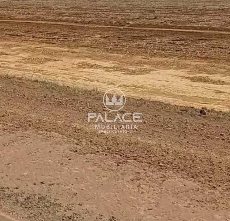 Imagens do imóveis fazenda à venda em centro, ibiá