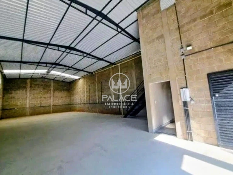 Barracão disponivel para locação