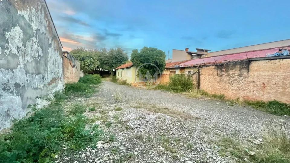 TERRENO 465m² PARA VENDA OU LOCAÇÃO, NA VILA REZENDE