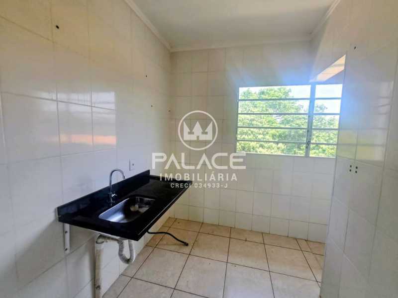 Imagens do imóveis Casa em Condomínio :  / Residencial / Jardim Itaiçaba (Ártemis)