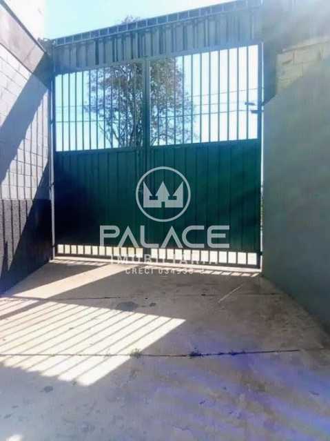 Imagens do imóveis Barracão :  / Comercial / Parque São Matheus