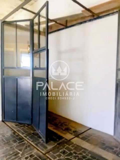 Imagens do imóveis Barracão :  / Comercial / Parque São Matheus