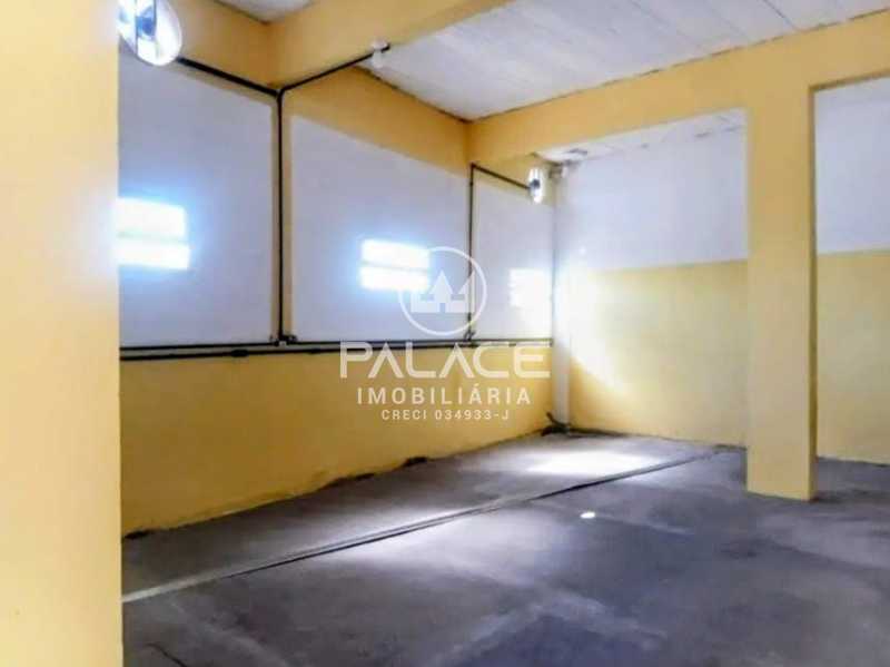 Imagens do imóveis Barracão :  / Comercial / Parque São Matheus