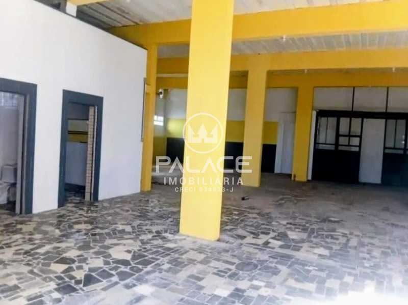 Imagens do imóveis Barracão :  / Comercial / Parque São Matheus