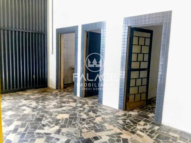 Imagens do imóveis Barracão :  / Comercial / Parque São Matheus