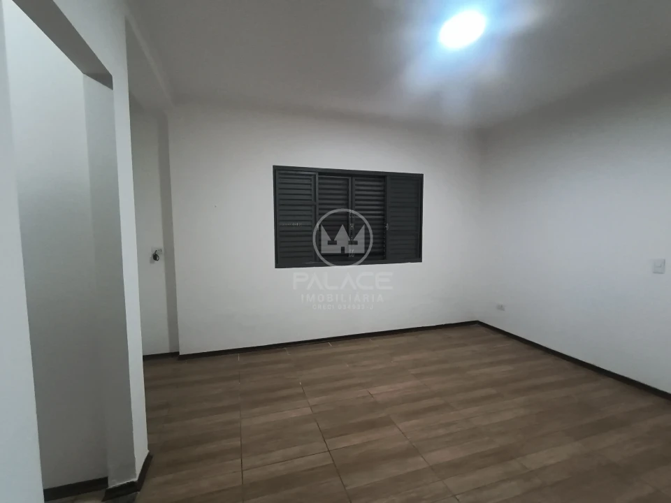 Casa à Venda  em Águas de São Pedro