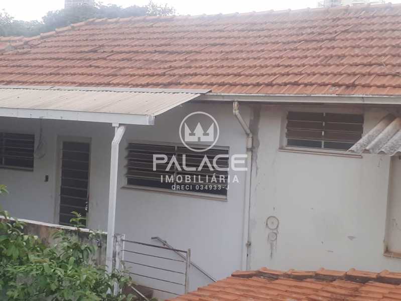 Imagens do imóveis Casa de rua :  / Residencial / Centro