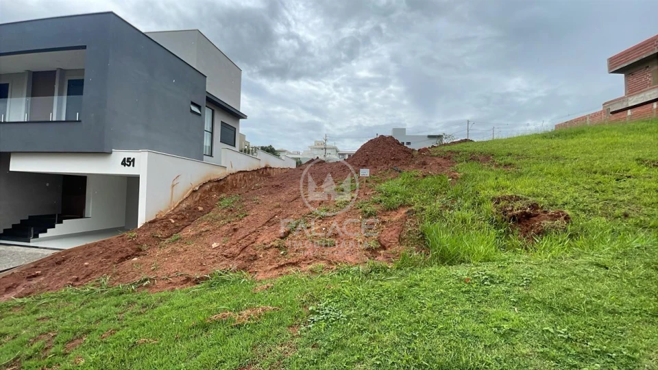 Terreno 328m² a venda no condomínio Villa D´Aquila, Piracicaba, SP.