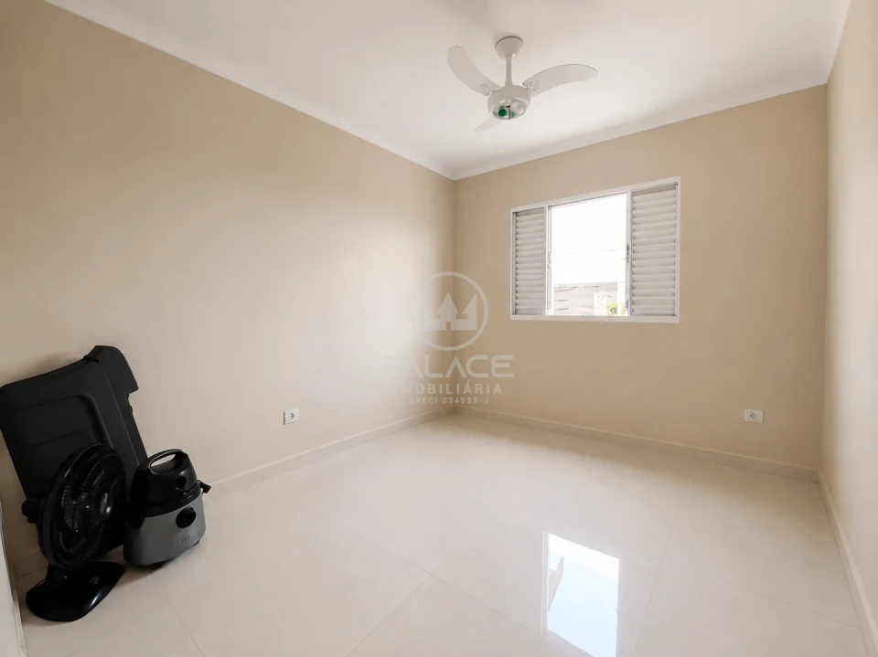 CASA PARA LOCAÇÃO / 3 QUARTOS / AGUA BRANCA