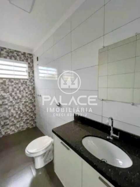 Imagens do imóveis Barracão :  / Comercial / Santa Terezinha