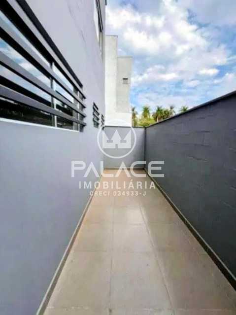 Imagens do imóveis Barracão :  / Comercial / Santa Terezinha