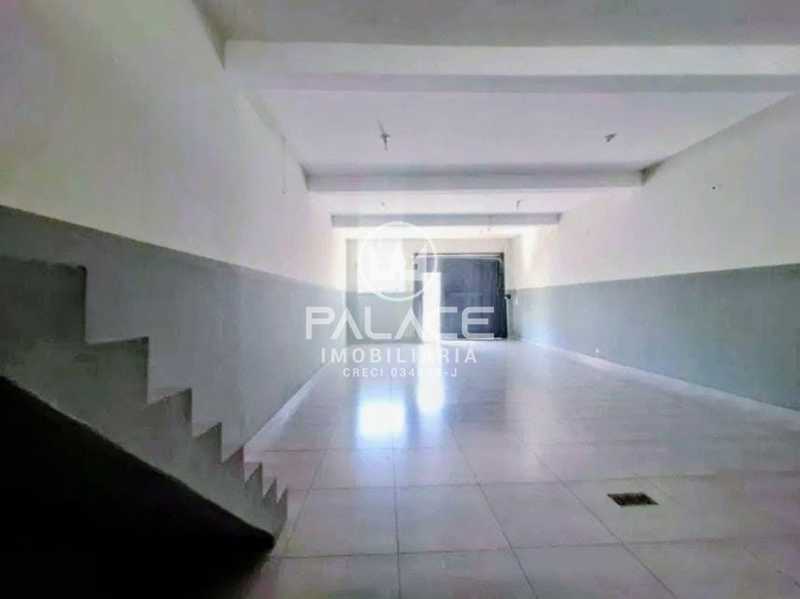 Imagens do imóveis Barracão :  / Comercial / Vila Rezende