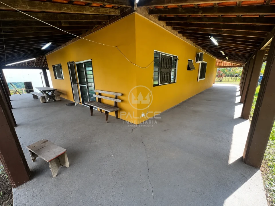 Imóvel residencial e terreno comercial disponível para locação - Foto 14