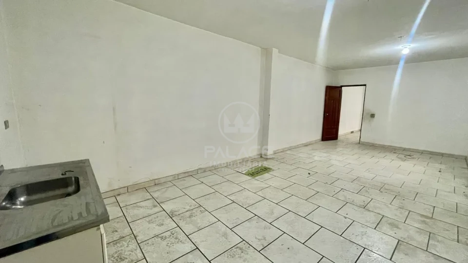 BARRACÃO COM PONTE ROLANTE PARA LOCAÇÃO NA PAULICEIA, PROX A AV 31 DE MARÇO