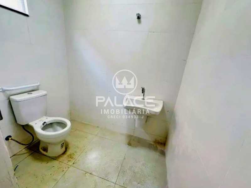 Imagens do imóveis Barracão :  / Comercial / Santa Rita