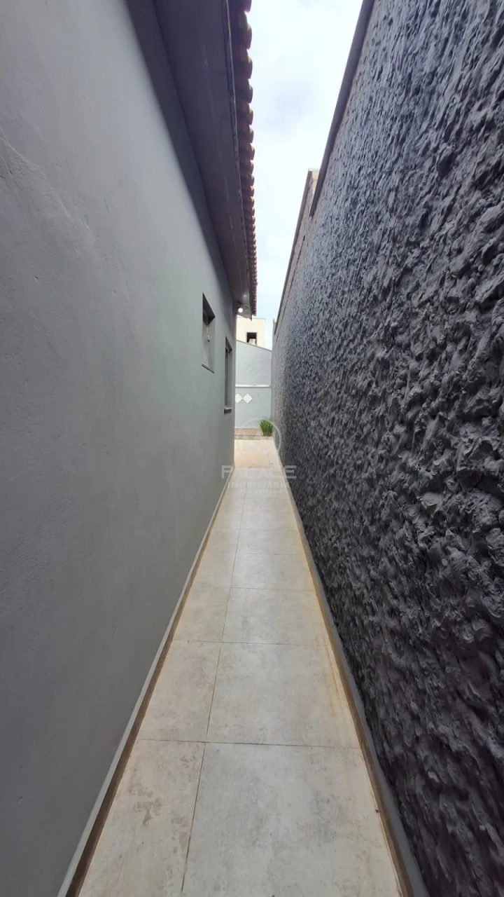 Casa com piscina à venda no bairro Balbo, Piracicaba