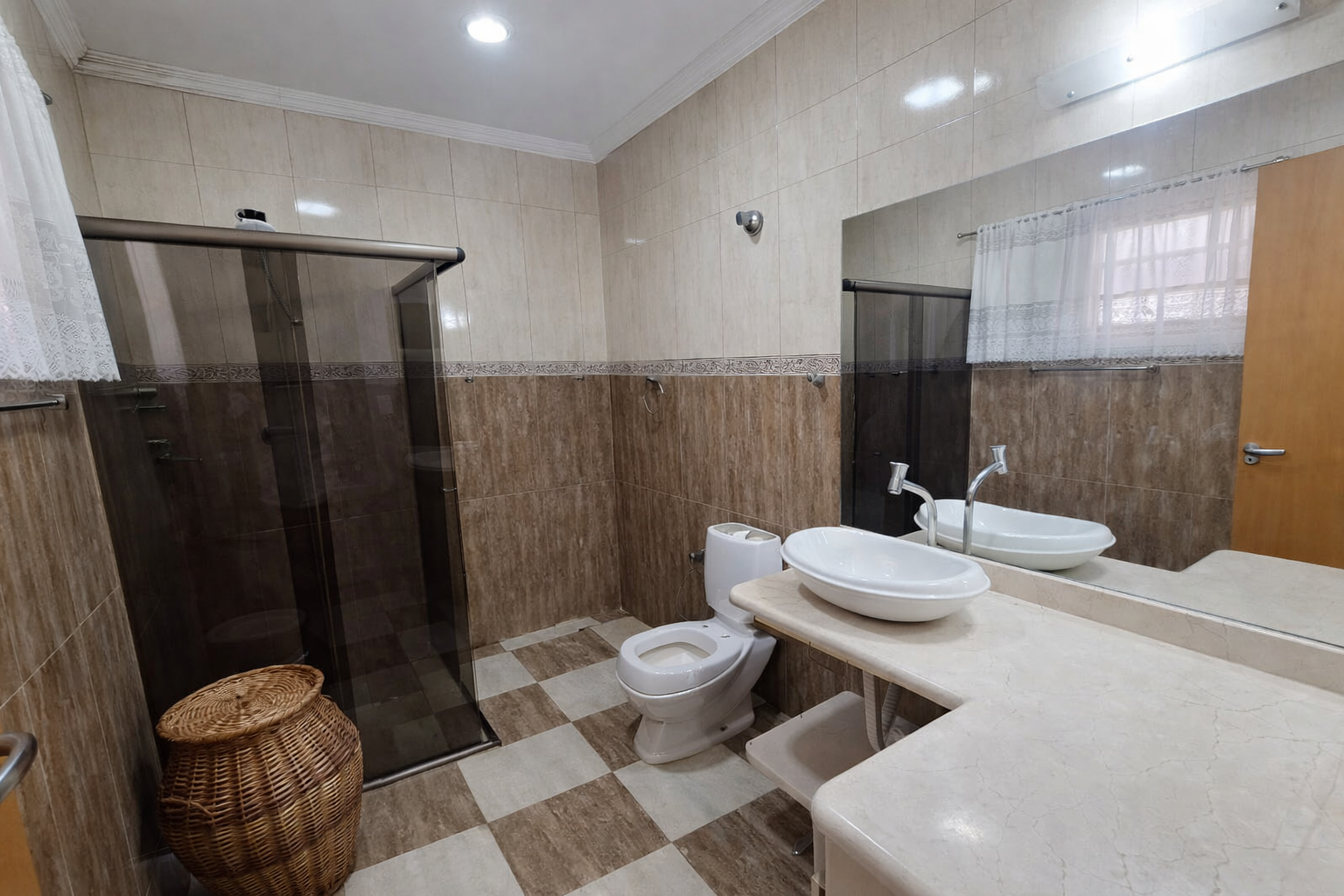 CASA PARA LOCAÇÃO / PAULICEIA / 3 QUARTOS