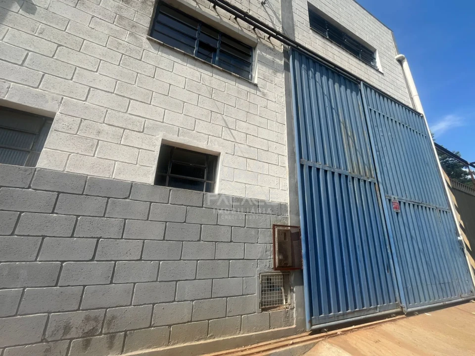BARRACÃO COMERCIAL PARA ALUGAR EM PARQUE SÃO JORGE COM 250M² - Foto 2