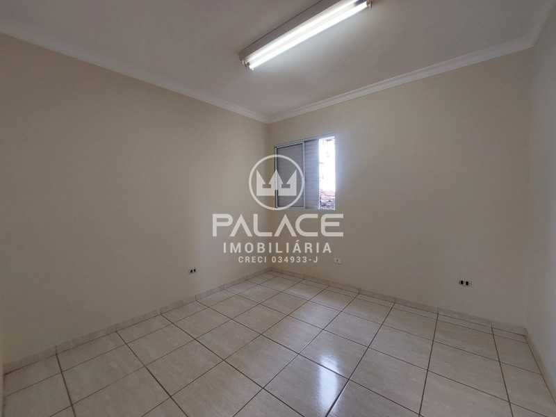 Imagens do imóveis Casa :  / Comercial / Centro (Ártemis)