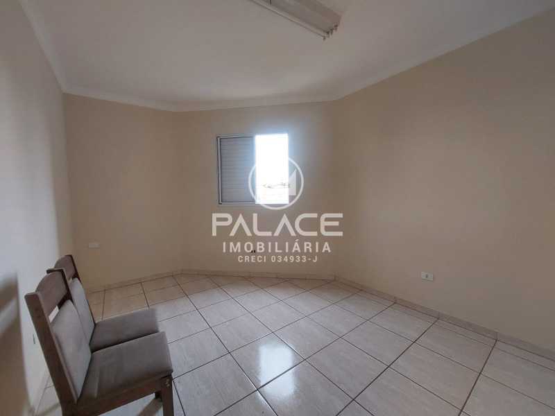 Imagens do imóveis Casa :  / Comercial / Centro (Ártemis)