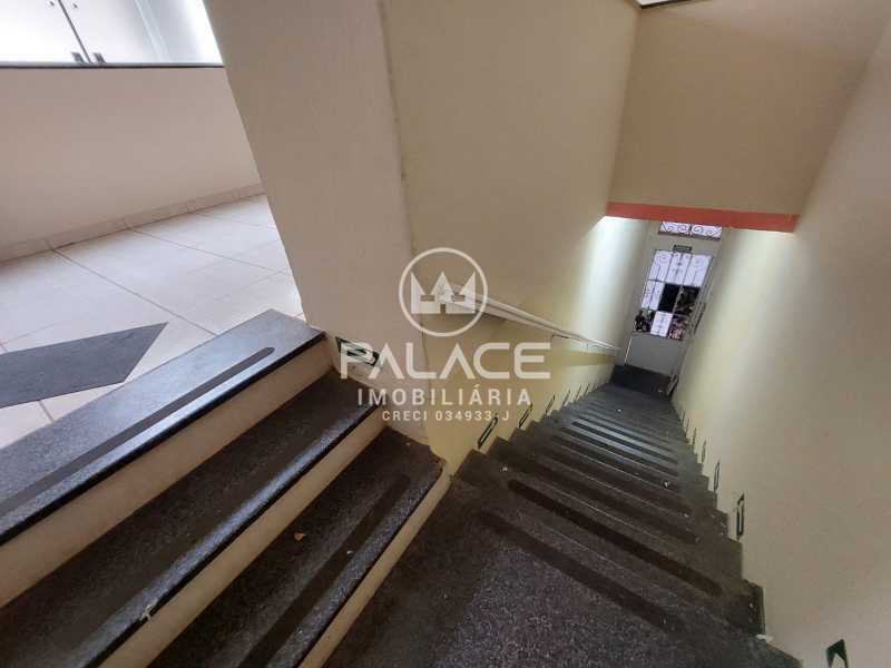 Imagens do imóveis Casa :  / Comercial / Centro (Ártemis)