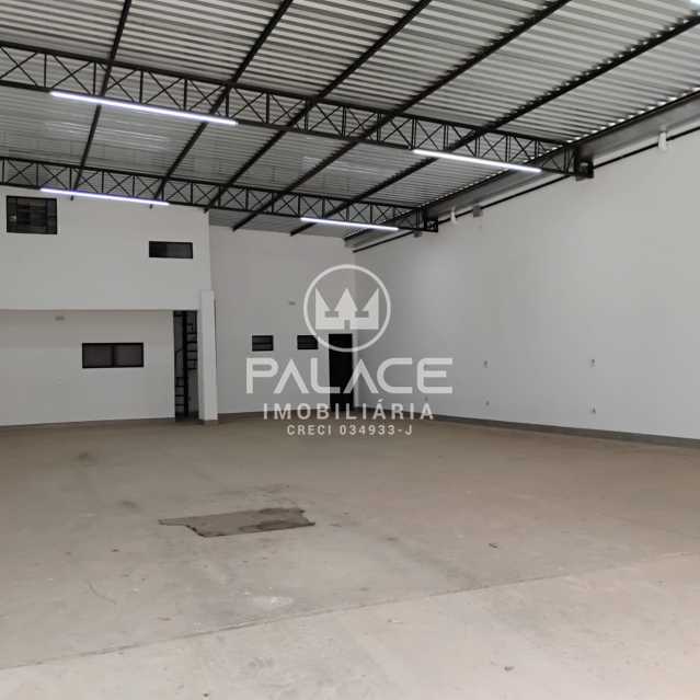 Imagens do imóveis Barracão :  / Comercial / Piracicamirim