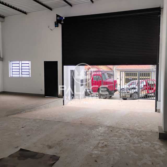 Imagens do imóveis Barracão :  / Comercial / Piracicamirim