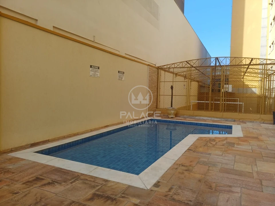 APARTAMENTO A VENDA NO EDIFICIO VERSALHES