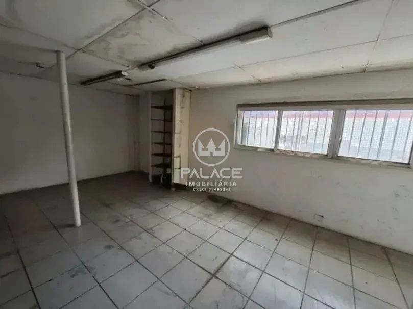 Barracão disponivel para locação