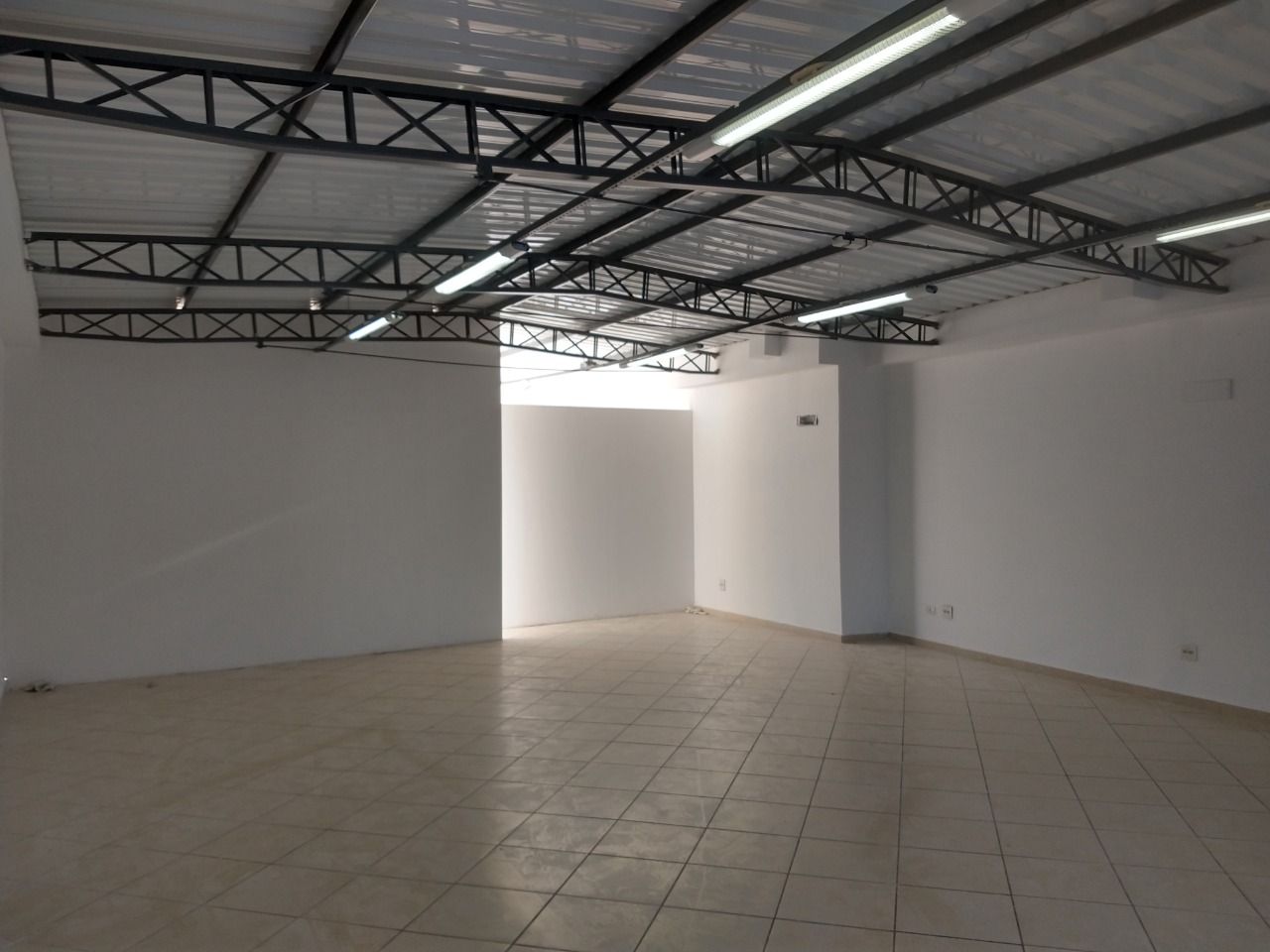 Imagens do imóveis salão para alugar em dois córregos, piracicaba 148m²