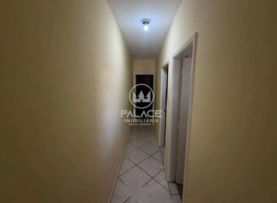 CASA PARA ALUGAR COM 3 QUARTOS CASTELINHO