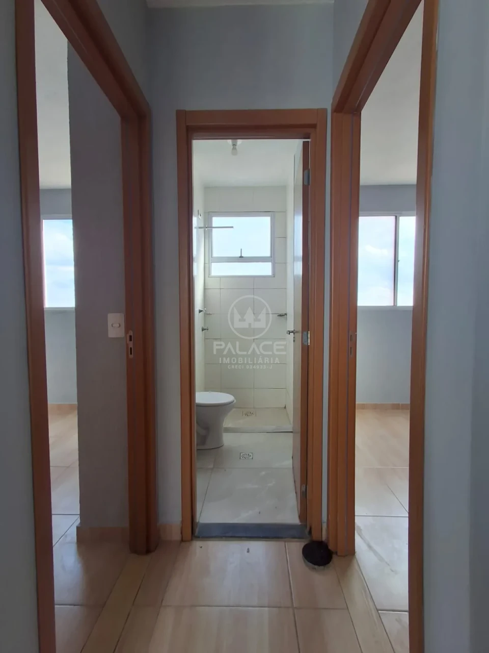 Apartamento Condominio Piazza Platina, bairro Jupiá, Piracicaba, SP.