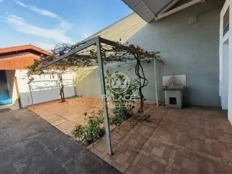 Barracão disponivel para locação