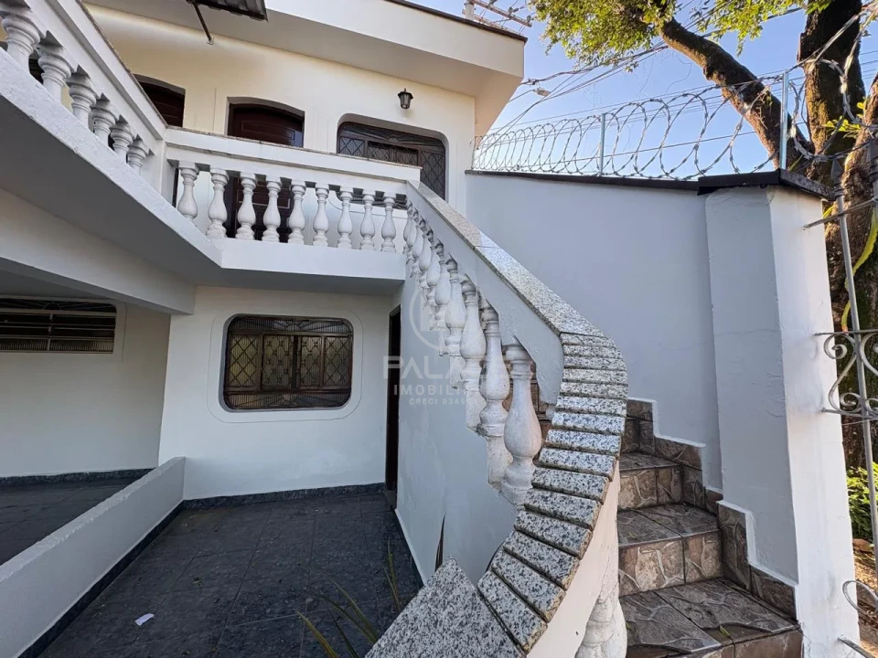 Casa à Venda no Algodoal