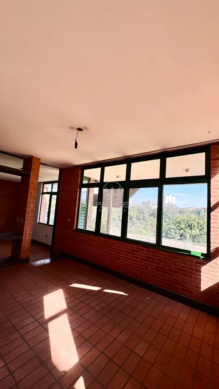 Linda Casa no Bairro São Dimas/Clube de Campo