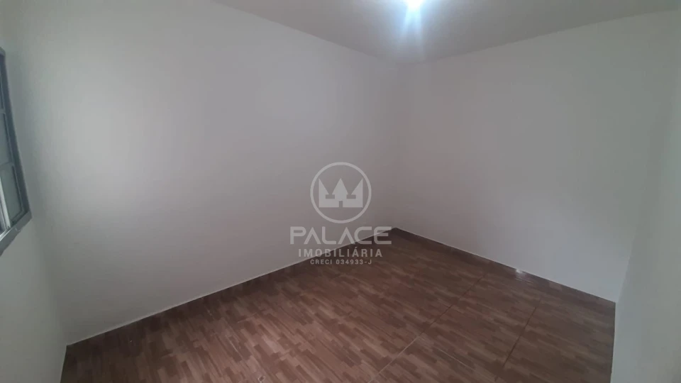 CASA PARA LOCAÇÃO / 2 QUARTOS