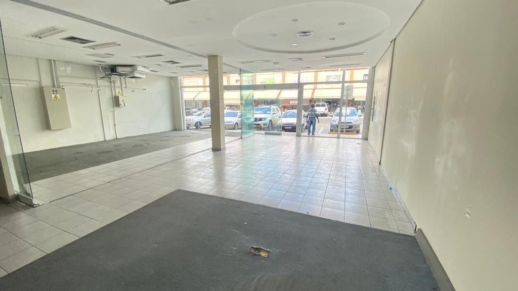 Imagens do imóveis Salão para alugar, 350 m² por RS 15.000,00-mês - Centro - Piracicaba-SP